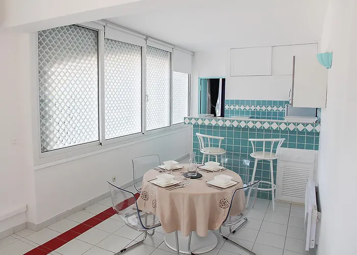 Апартаменты Les Arcades Порто-Веккьо