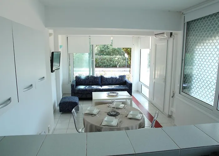 Apartment Les Arcades