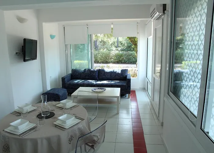 Les Arcades Порто-Веккьо